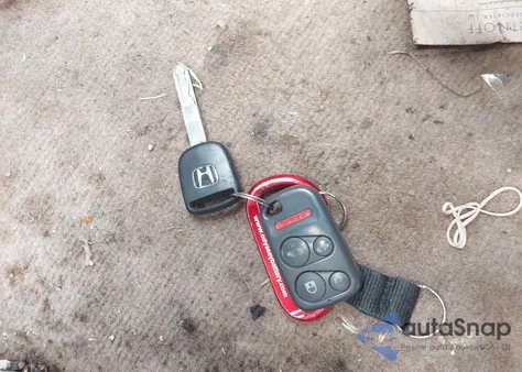 2003 Honda Odyssey Ex-L from USA, damaged, VIN 5FNRL18073B157684